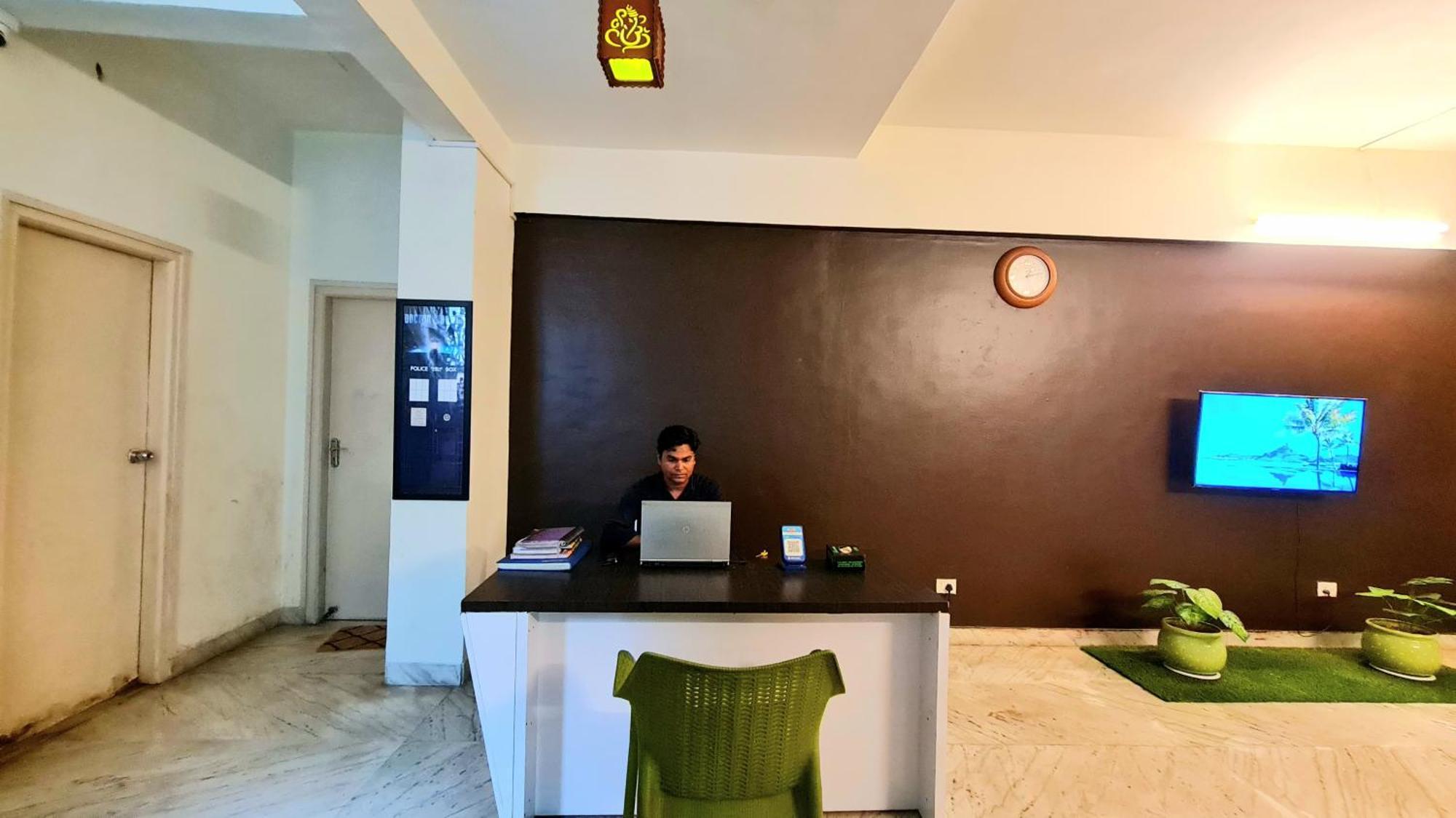 Rostel Backpackers Hostel Pune Eksteriør bilde